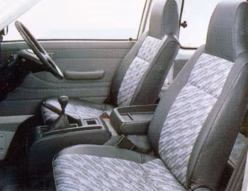 Interior Toyota MasterAce Surf Deluxe '08.1988–12.1991