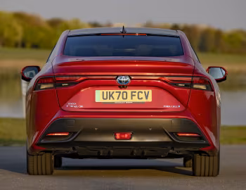 Toyota Mirai [UK-spec] '2021–pr.