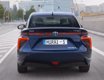 Toyota Mirai [EU-spec] '2015–20
