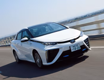 Toyota Mirai [Japan] '12.2014–06.2020