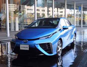 Toyota Mirai [Japan] '12.2014–06.2020
