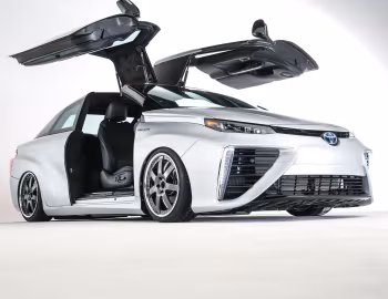 Toyota Mirai "Back to the Future" '11.2015