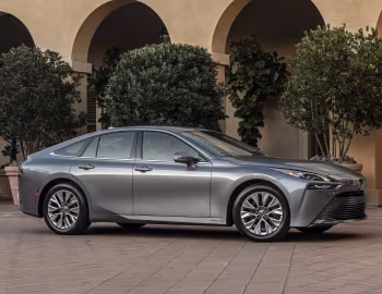 2021–pr. Toyota Mirai XLE [North America] '2020–pr.