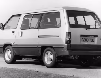 Toyota Model-F Wagon [UK-spec] (R20/R30) '11.1982–08.1988