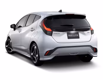 Modellista Toyota Aqua '09.2025–pr.