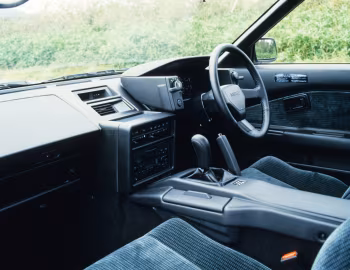 Interior Toyota MR2 G-Limited T-Bar Roof [Japan] (AW11) '08.1986–09.1989