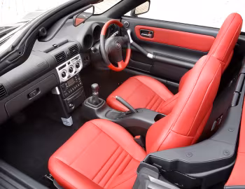 Interior Toyota MR2 Roadster Red Collection [UK-spec] '2004