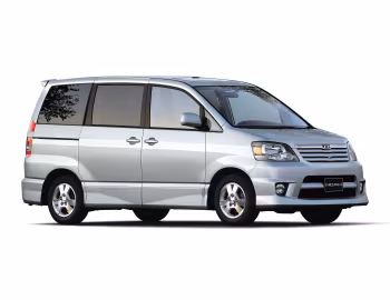 Toyota Noah '2001–07