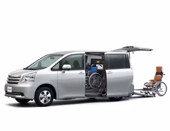 Toyota Noah '2007–10