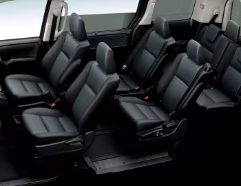 Interior Toyota Noah X '01.2014–06.2017