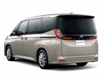 Toyota Noah G '2022–pr.