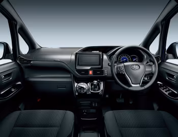 Panel frontal Toyota Noah Si Hybrid '07.2017–12.2021