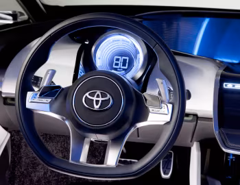 Panel frontal Toyota NS4 Plug-In Hybrid Concept '01.2012