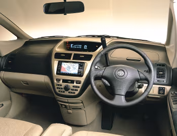 Panel frontal Toyota Opa Concept '10.1999