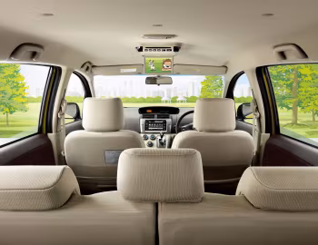 Интерьер Toyota Passo Sette (M502E) '12.2008–02.2012