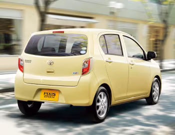 Toyota Pixis Epoch '05.2012–07.2013