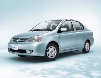 Toyota Platz '2003–05