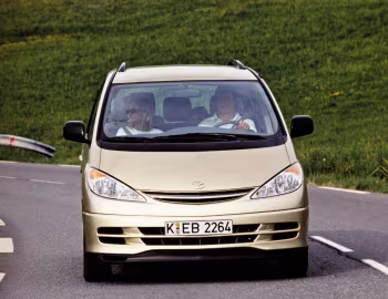 Toyota Previa [Worldwide] '2000–03