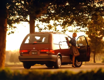 1991–94 Toyota Previa [North America] '03.1990–94