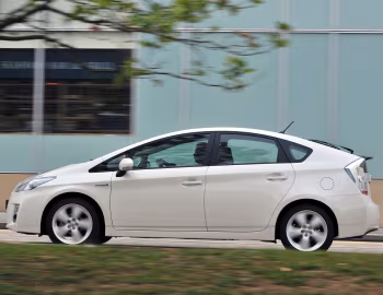 Toyota Prius [UK-spec] (ZVW30) '2009–11