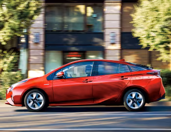 Toyota Prius [Japan] '12.2015–11.2018
