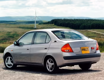 Toyota Prius [Japan] (NHW10) '12.1997–05.2000