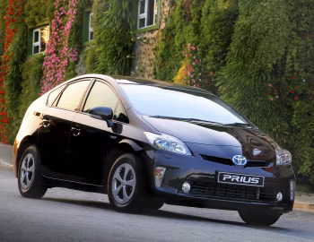 Toyota Prius [South Africa] (ZVW30) '2012–16