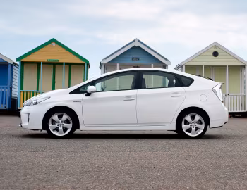 Toyota Prius [UK-spec] (ZVW30) '2012–16