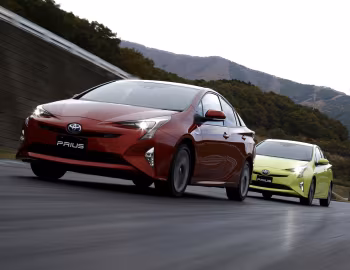 Toyota Prius [Japan] '12.2015–11.2018