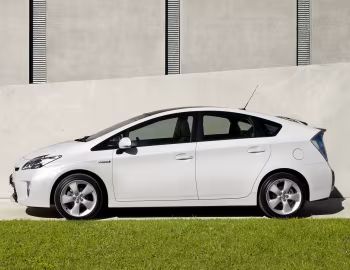 Toyota Prius [Worldwide] (ZVW30) '2011–15