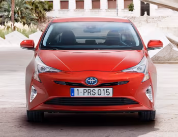 Toyota Prius [Worldwide] '2016–18