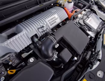 Bajo el capó 2012–15 Toyota Prius [North America] (ZVW30) '2011–15