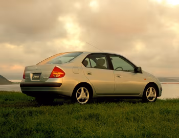 Toyota Prius [Japan] (NHW10) '12.1997–05.2000