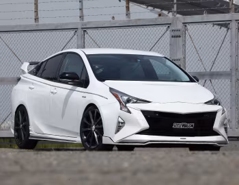 Noblesse Toyota Prius '2017–pr.