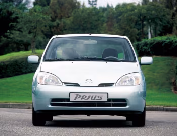 Toyota Prius (NHW11) '2000–03