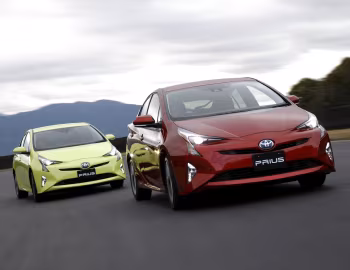 Toyota Prius [Japan] '12.2015–11.2018