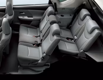 Interior Toyota Prius α (ZVW40W) '05.2011–11.2014