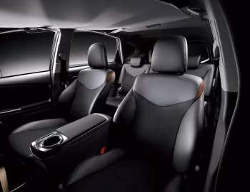 Interior Toyota Prius α "tune BLACK" [Japan] (ZVW40W) '08.2013–11.2014