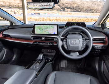 Interior Toyota Prius HEV [Japan] '01.2023–pr.
