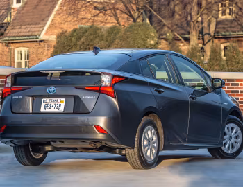 2019–22 Toyota Prius L Eco [North America] '2019–22