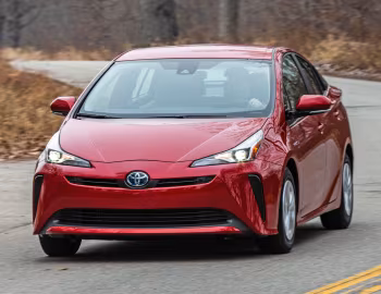 2019–22 Toyota Prius LE [North America] '2019–22