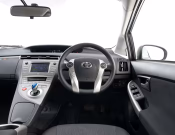 Panel frontal Toyota Prius Plug-In Hybrid [UK-spec] (ZVW35) '2011–17