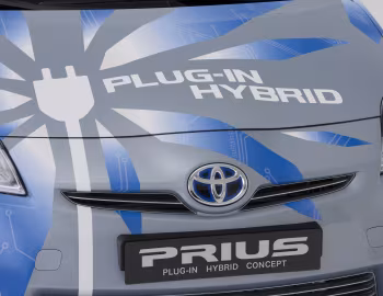 Toyota Prius Plug-In Hybrid Concept [North America] (ZVW35) '11.2009