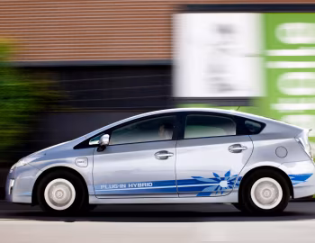 Toyota Prius Plug-In Hybrid Pre-production Test Car [EU-spec] (ZVW35) '2009–10