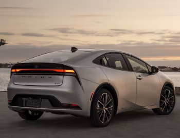 2023–pr. Toyota Prius XLE [North America] '2023–pr.