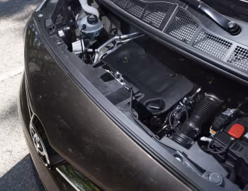Под капотом Toyota ProAce Verso '2016–23