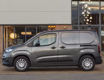 Toyota ProAce City Van Electric [UK-spec] '2021–23