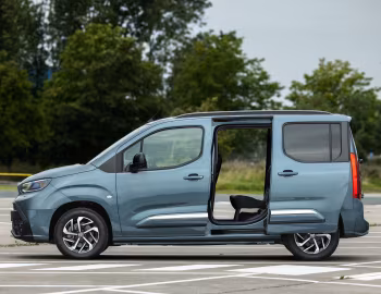 Toyota ProAce City Verso Electric L1 [EU-spec] '2024–pr.