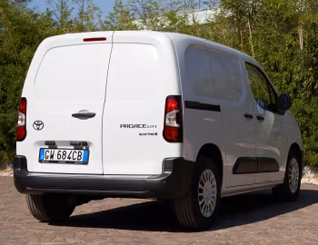 Toyota ProAce City Van Electric [EU-spec] '2024–pr.