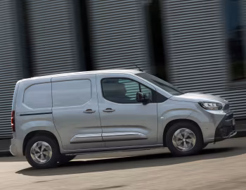 Toyota ProAce City Van Electric [EU-spec] '2024–pr.